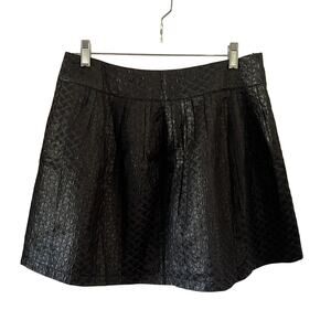 Forever 21 Black Textured Mini Skirt Junior Size Large Lined